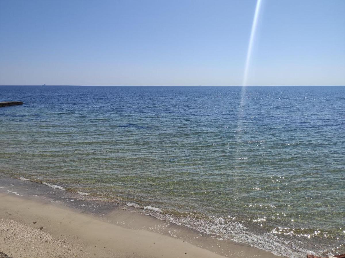 Guest House Odessa Sea エクステリア 写真